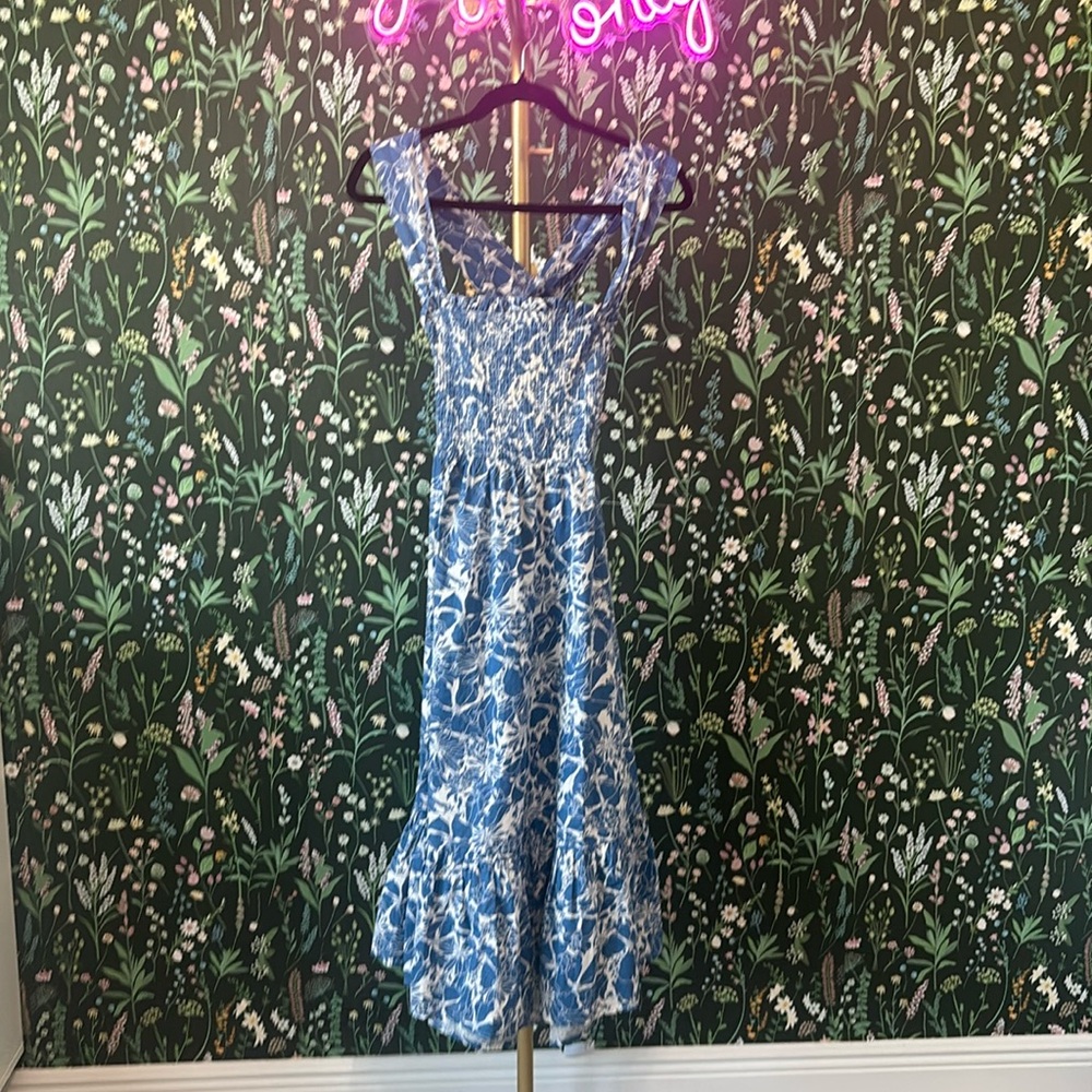 Cross back dress